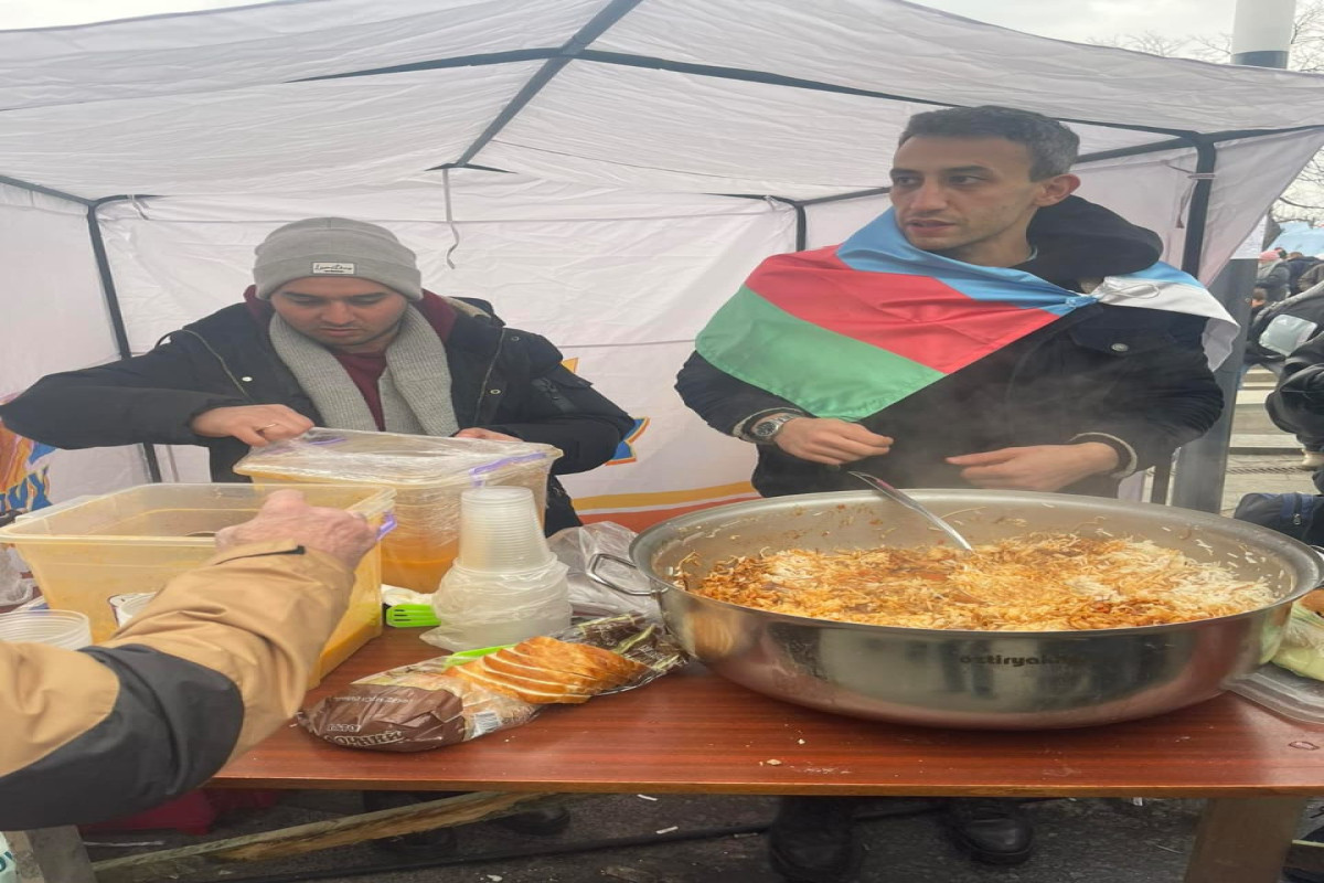 В Львове для азербайджанцев созданы полевые пункты питания