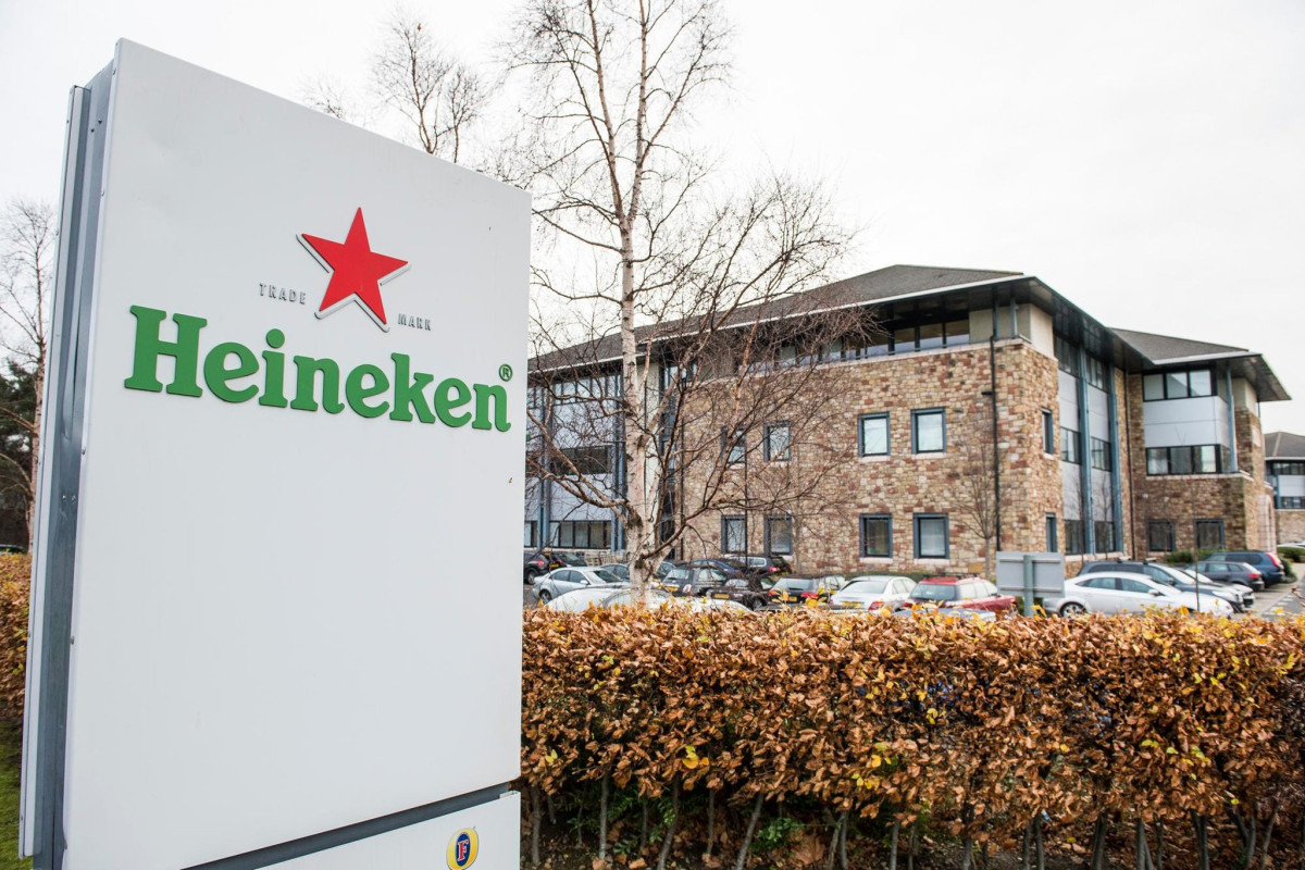 "Heineken" Rusiyaya pivə ixracını və investisiyaları dayandırır