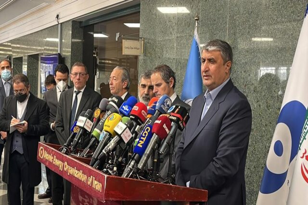 AEBA-nın baş direktoru Tehranda İranın nüvə proqramını səfər edib