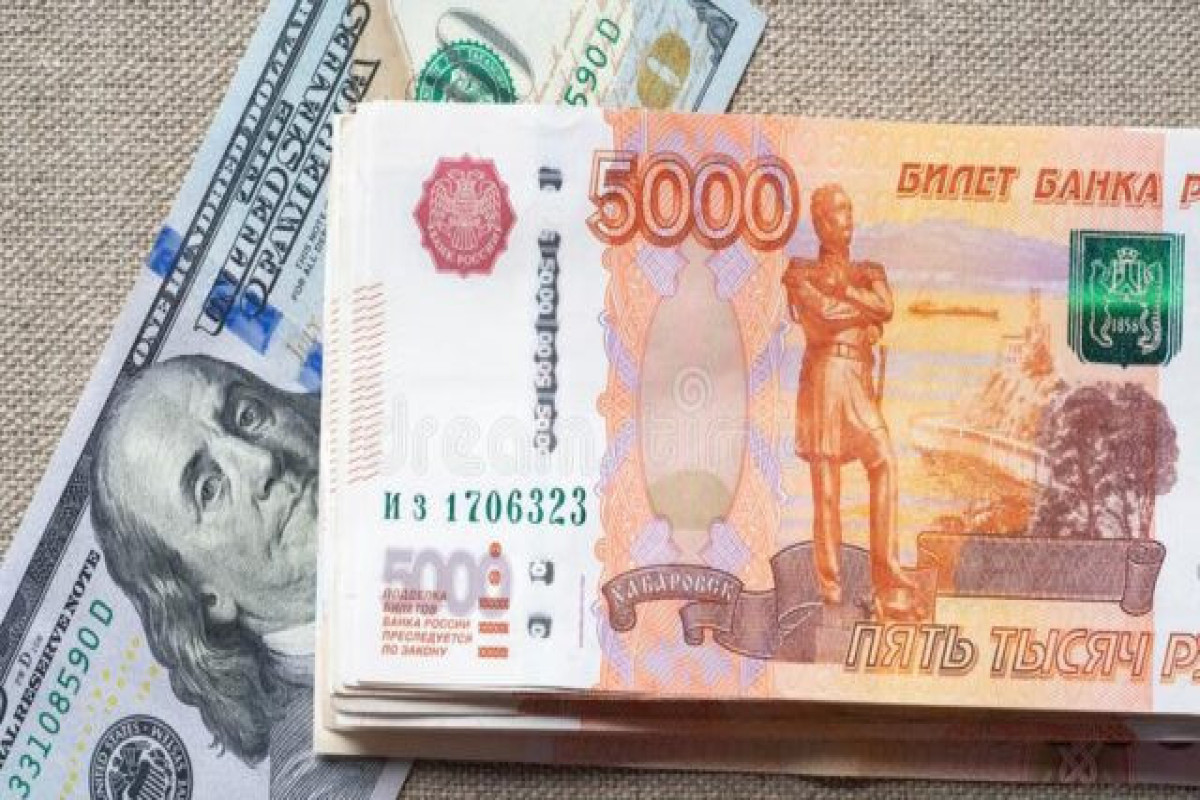 Rusiyada dolların məzənnəsi tarixi maksimumunu yeniləyib