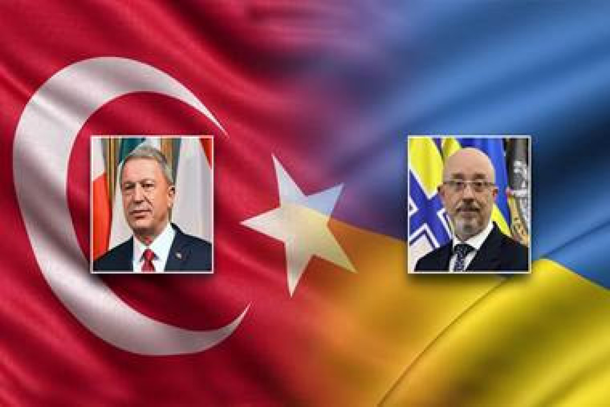 Türkiyə və Ukrayna müdafiə nazirlərinin telefon danışığı olub