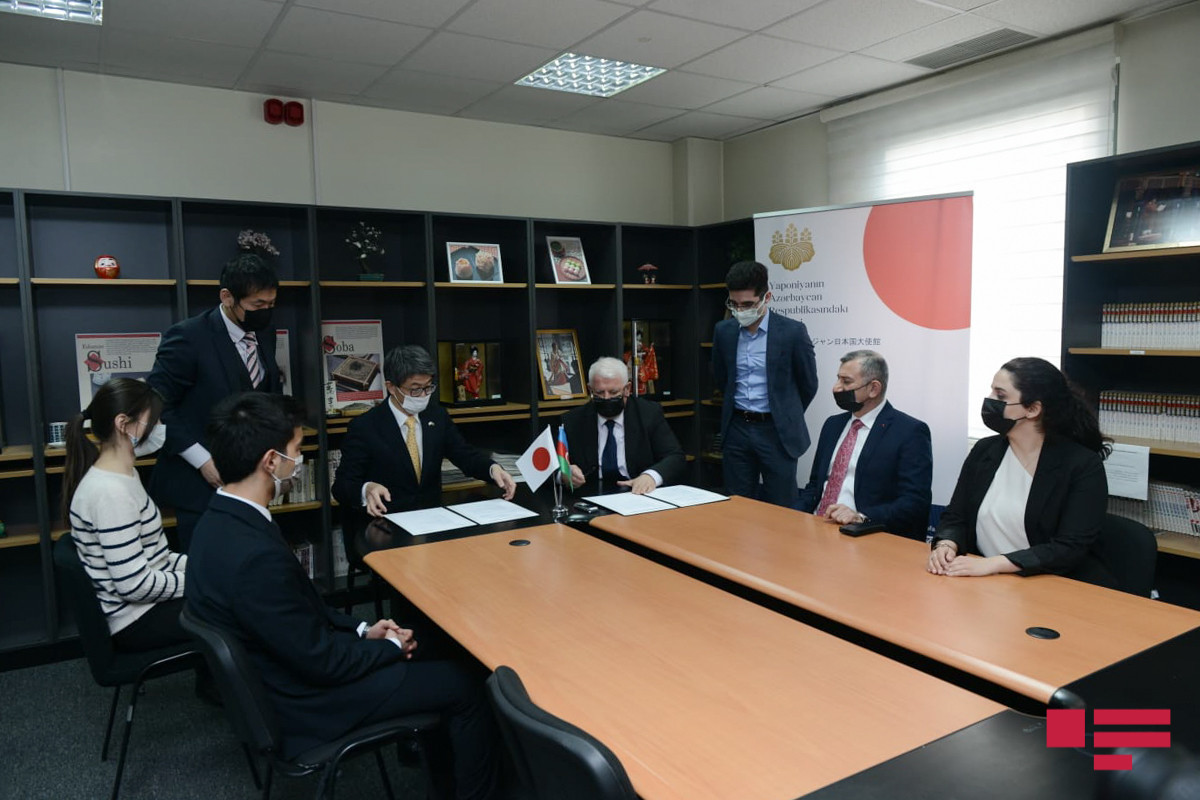 Подписание грантового соглашения между Международным фондом  Евразия Пресс и посольством Японии в Азербайджане