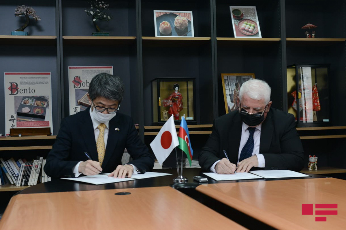 Подписание грантового соглашения между Международным фондом  Евразия Пресс и посольством Японии в Азербайджане