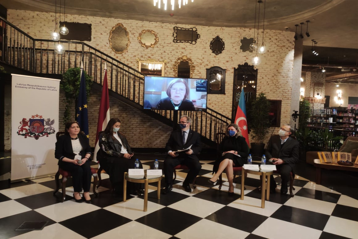 Latviyanın sabiq prezidentinin Nizamiyə həsr etdiyi kitabın təqdimatı olub - FOTO 