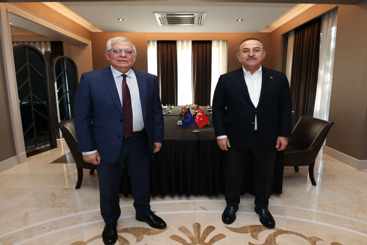 Cozep Borrell, Mövlud Çavuşoğlu