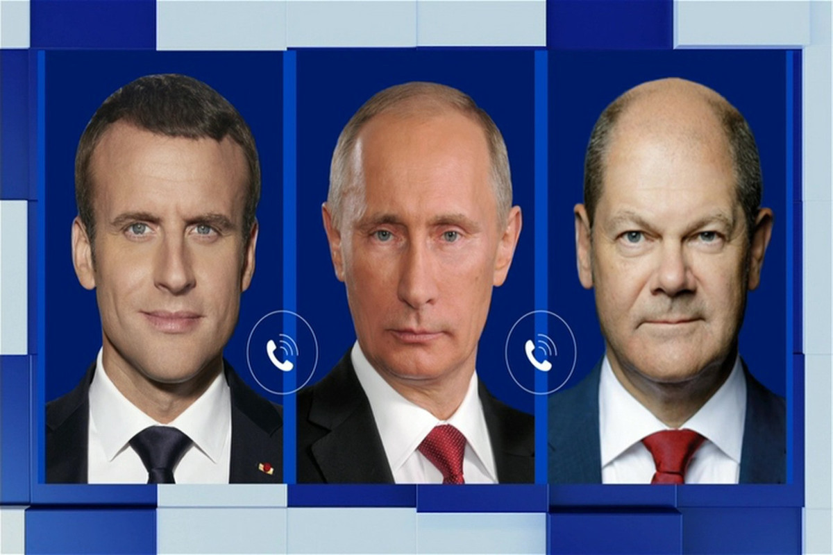 Emmanuel Macron, Olaf Scholz and Vladimir Putin