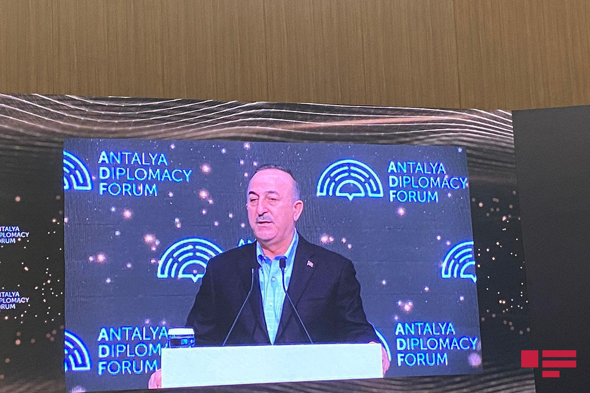 Çavuşoğlu: “Rusiya və Ukrayna humanitar dəhlizin hansı istiqamətdə açılmasında razılığa gəlmədilər” 