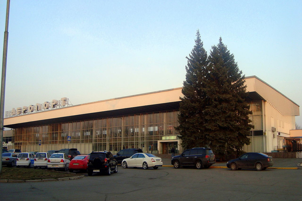 Rusiya Ordusu Dnepr aeroportuna raket zərbələri endirib