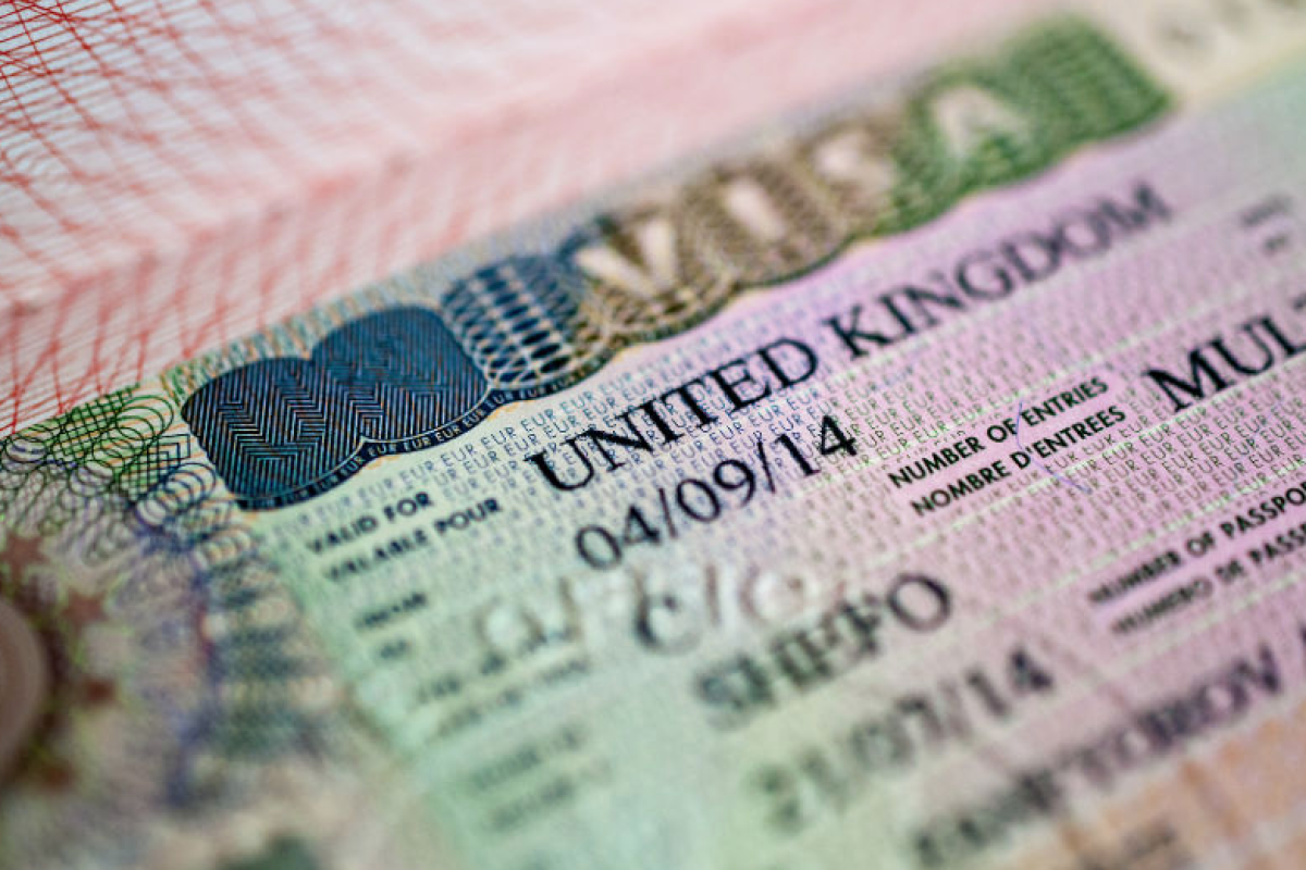 Britaniya bəzi viza xidmətlərini müvəqqəti dayandırıb