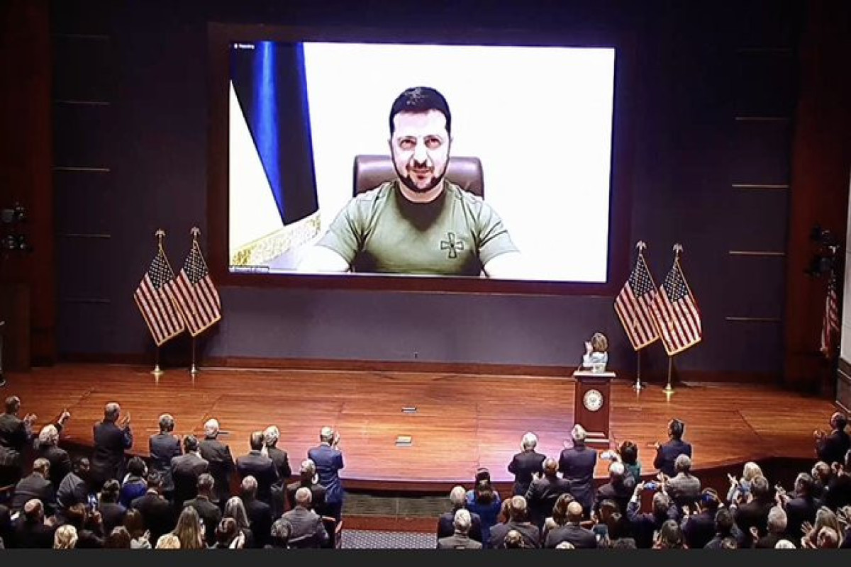 Zelenski Ukraynaya HHM Sistemləri verilməsini istəyib - FOTO 