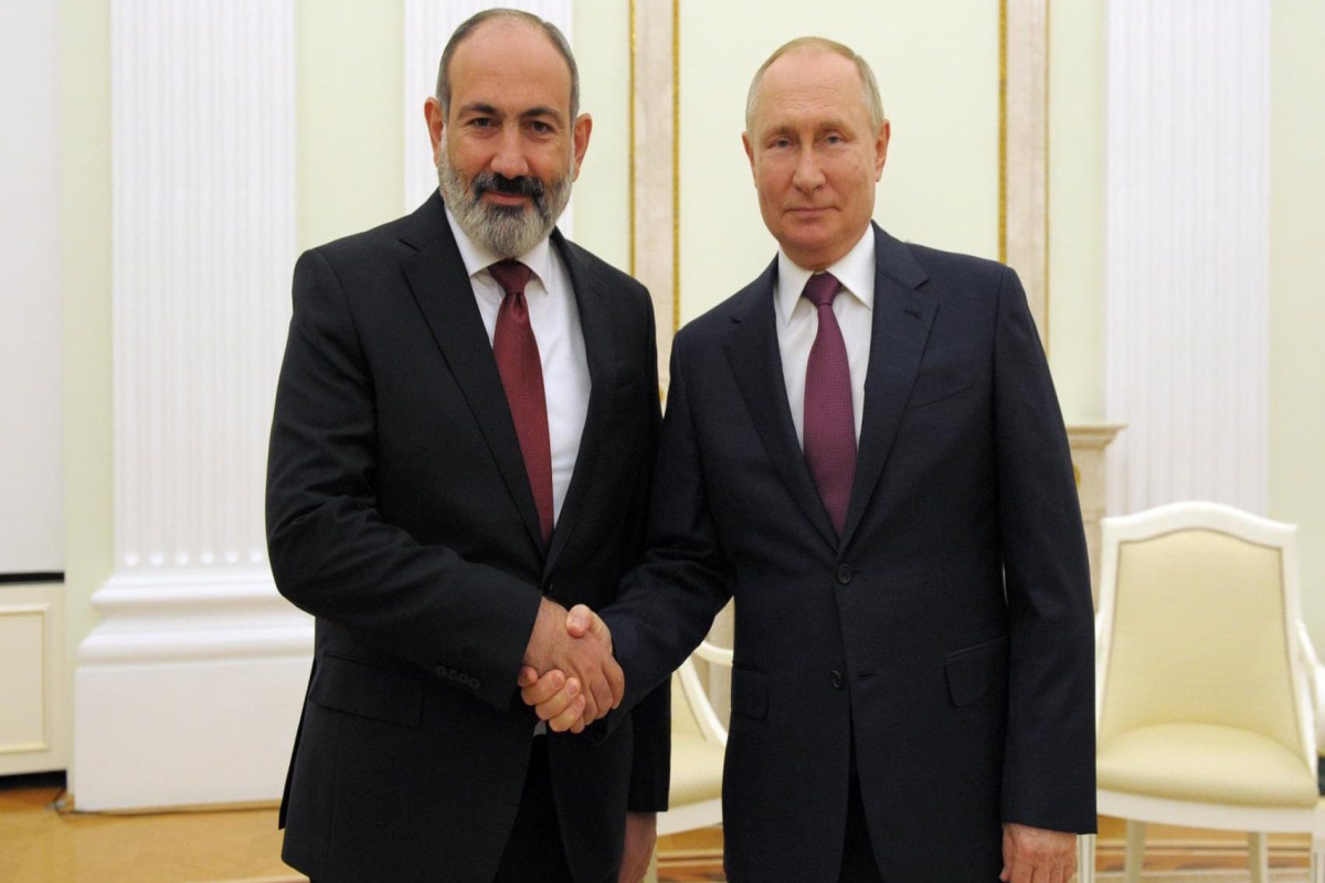 Ermənistanın baş naziri Nikol Paşinyan və Rusiya Prezidenti Vladimir Putin