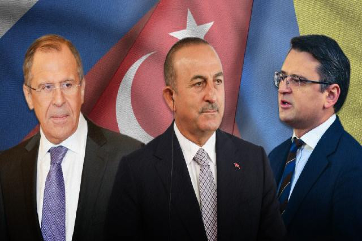 Kuleba Çavuşoğlu ilə birlikdə Lavrovla danışıqların taktikasını müzakirə edəcək