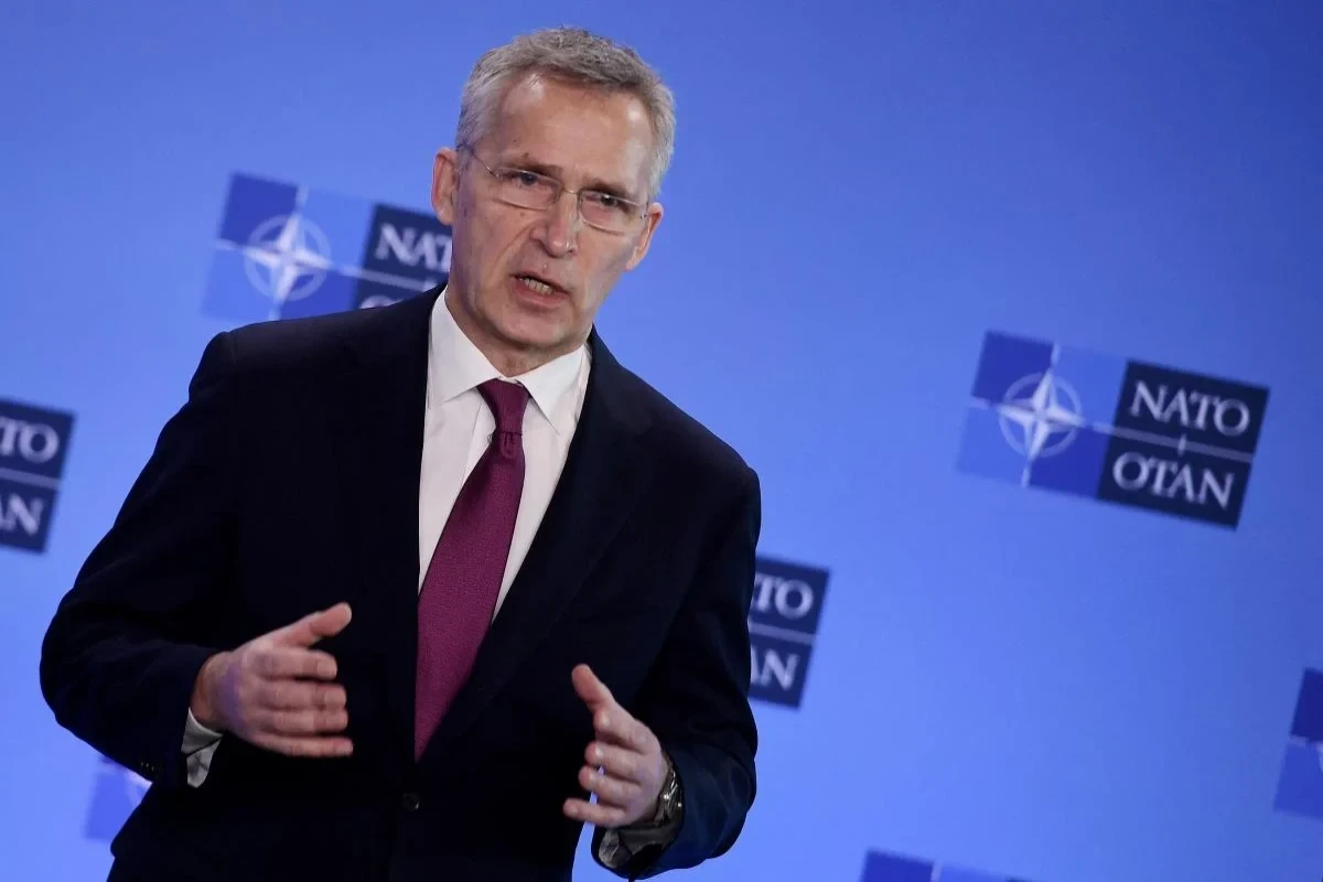Stoltenberq: "Rusiya kimyəvi silahdan istifadəyə bəhanə yaradır"