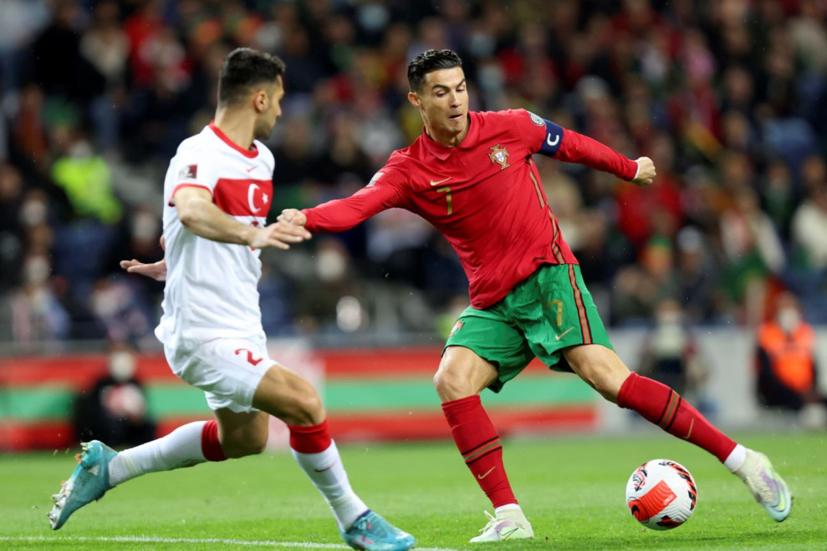 DÇ-2022 play-off: Türkiyə Portuqaliyaya, İtaliya Şimali Makedoniyaya məğlub olub