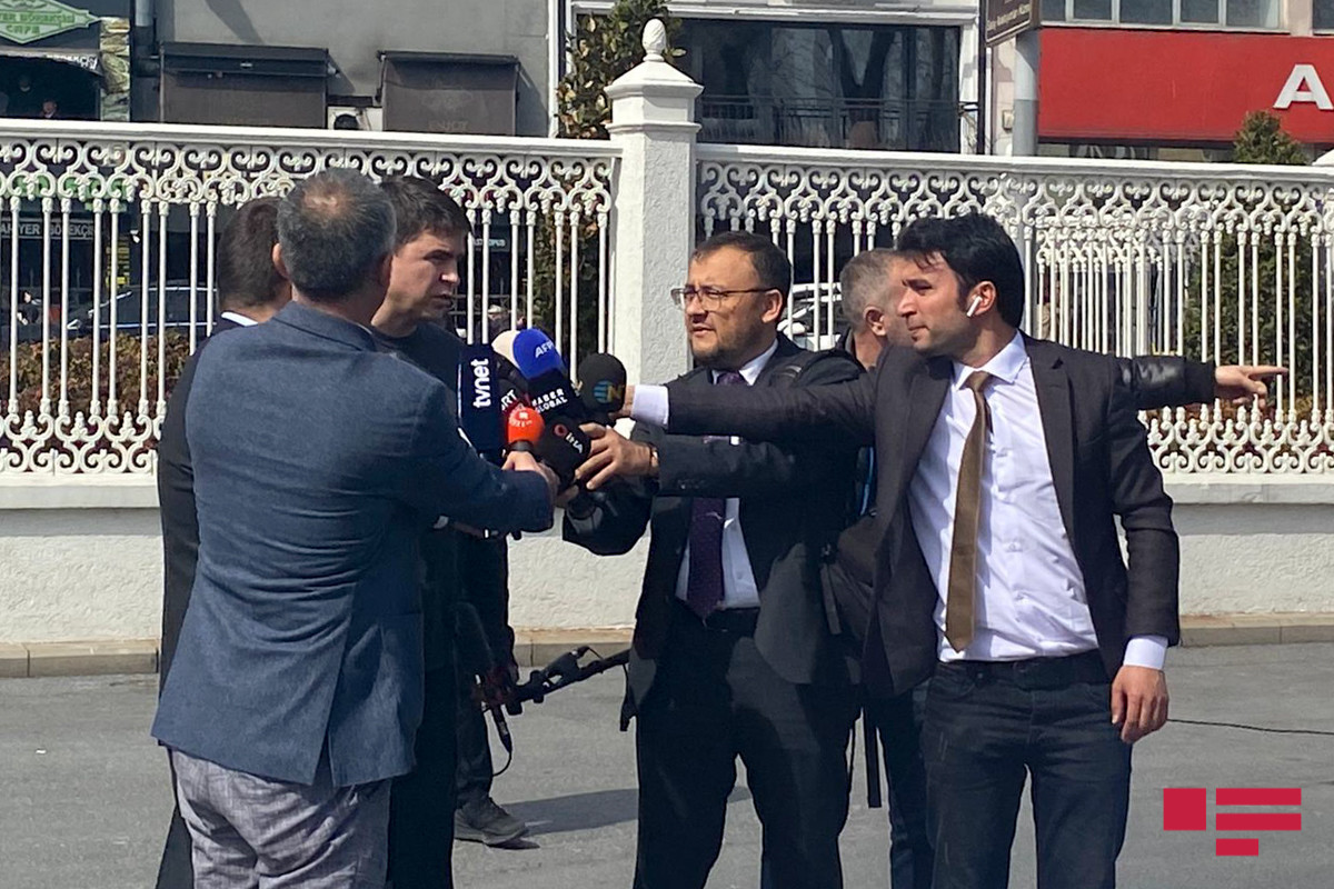 Zelenskinin ofisi: Krımla bağlı danışıqlar 15 il sürəcək