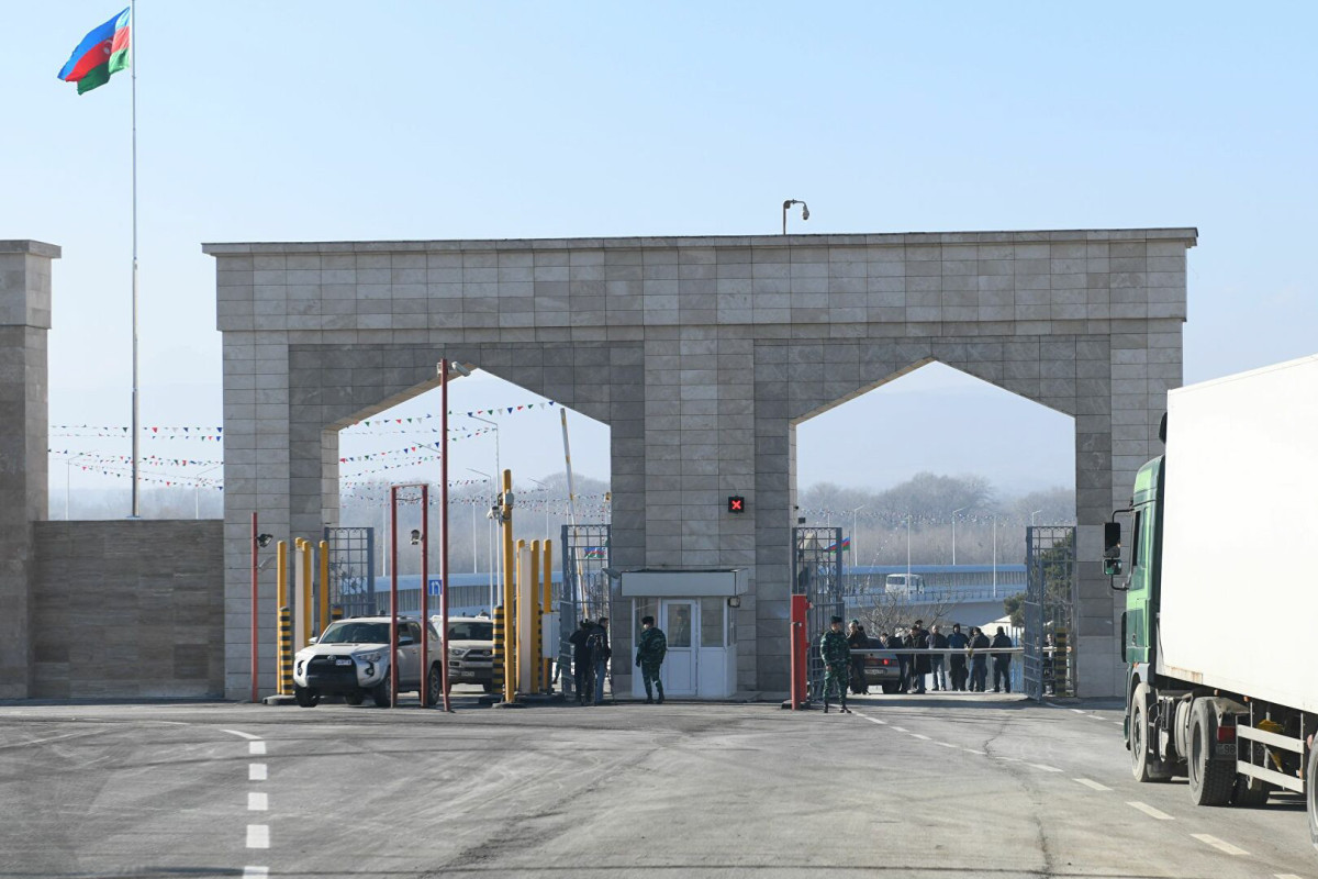 Səfir: “Artıq Rusiya ilə Azərbaycan arasında quru sərhədlərini açmaq lazımdır”