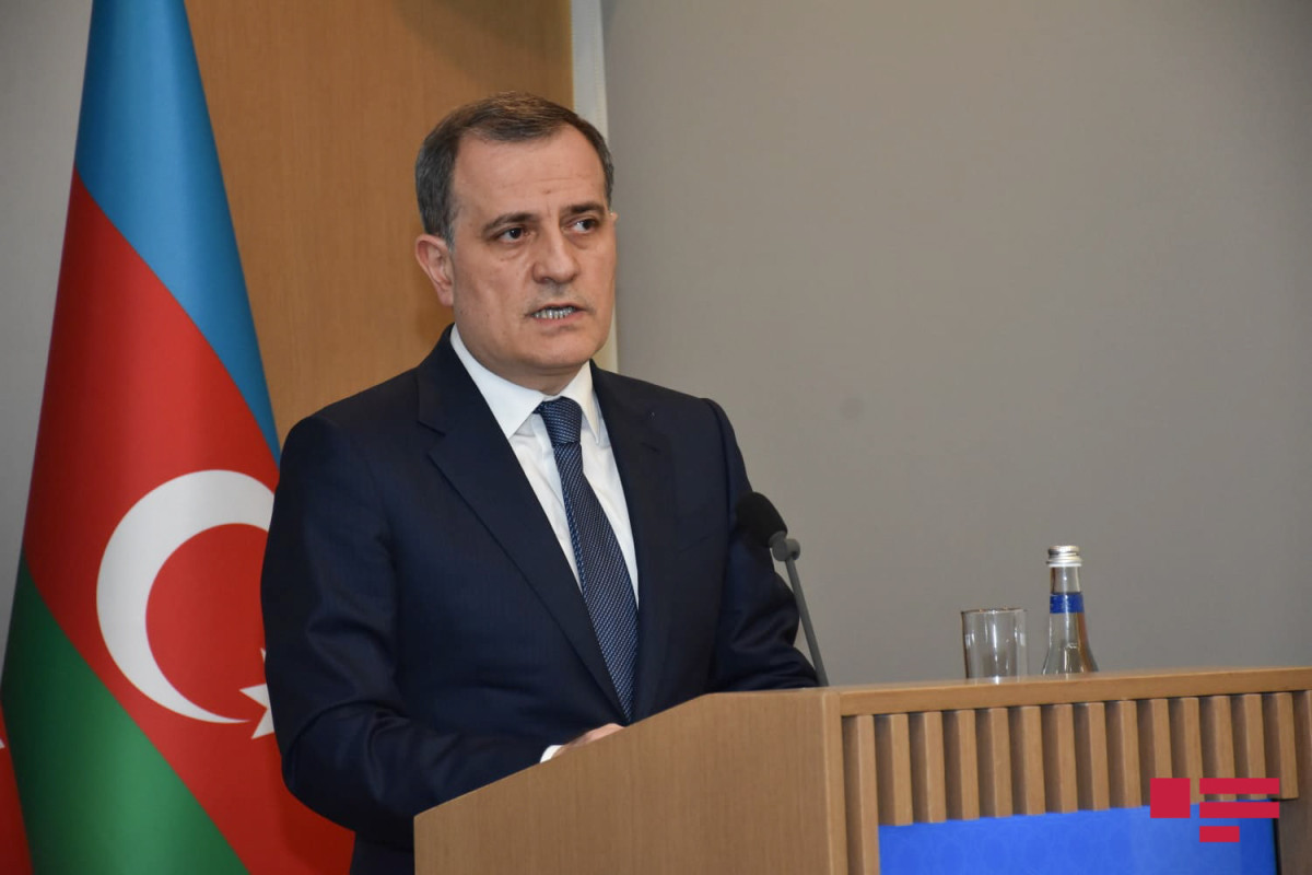 XİN başçısı: "20 minə yaxın azərbaycanlı Ukraynanı tərk edib"