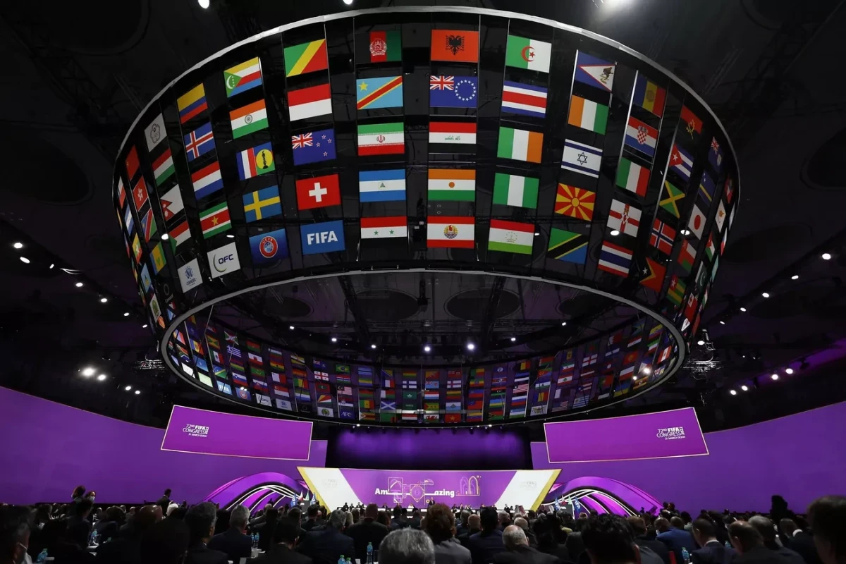 FIFA Rusiyanın üzvlüyünü dayandırmayıb
