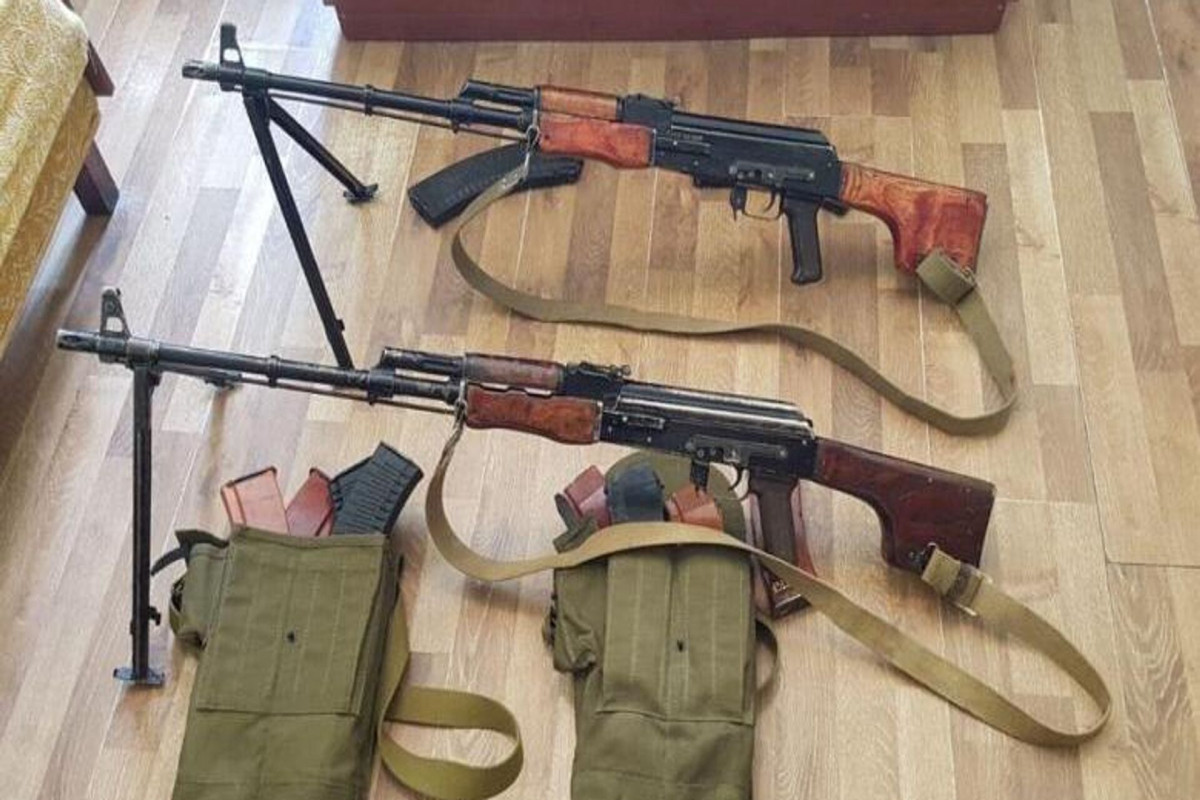 Ermənistan polisi Qarabağdan İrəvana gedən avtomobildən iki pulemyot aşkar edib