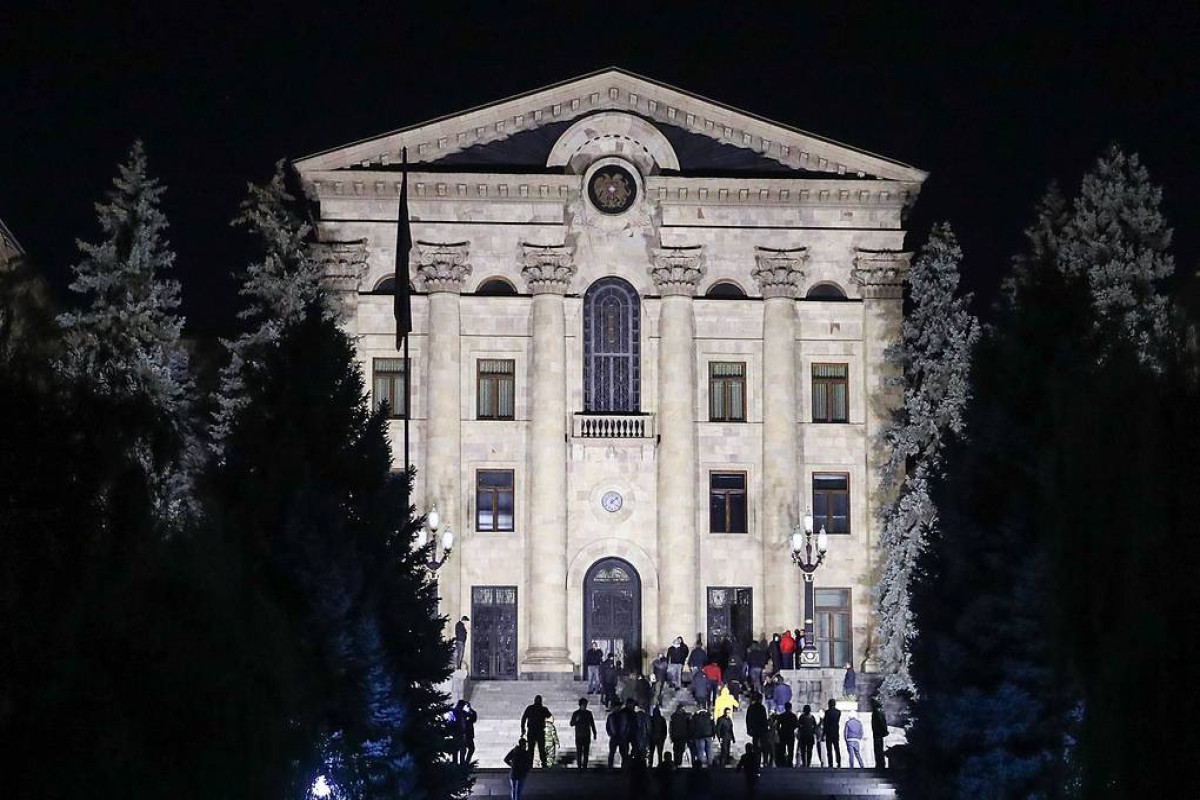 СНБ Армении: Оппозиция намерена захватить парламент
