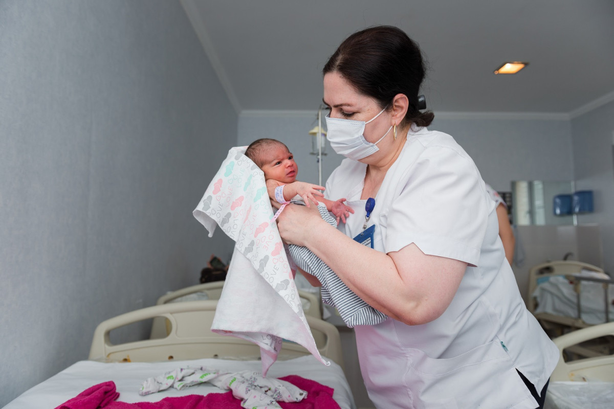 В Азербайджане берут «пяточный тест» у новорожденных