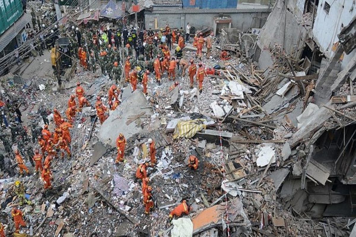 Çində binanın çökməsi nəticəsində 53 nəfər ölüb