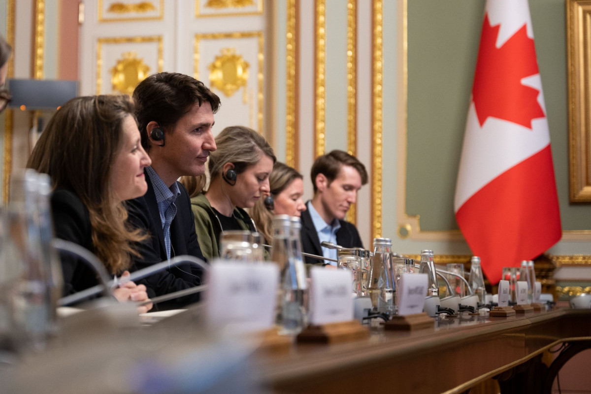 Zelenski Kanadanın Baş nazirini qəbul edib