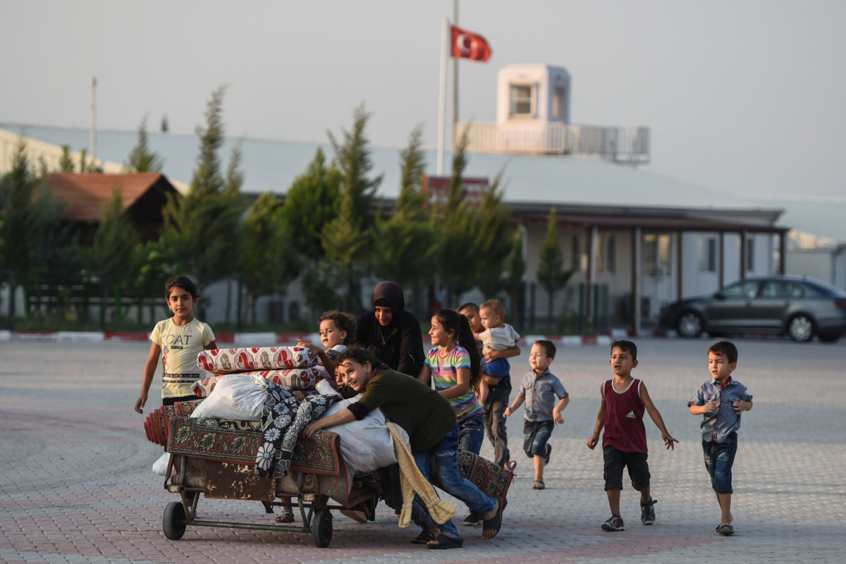 Turkey hosts over 4 mln refugees in total