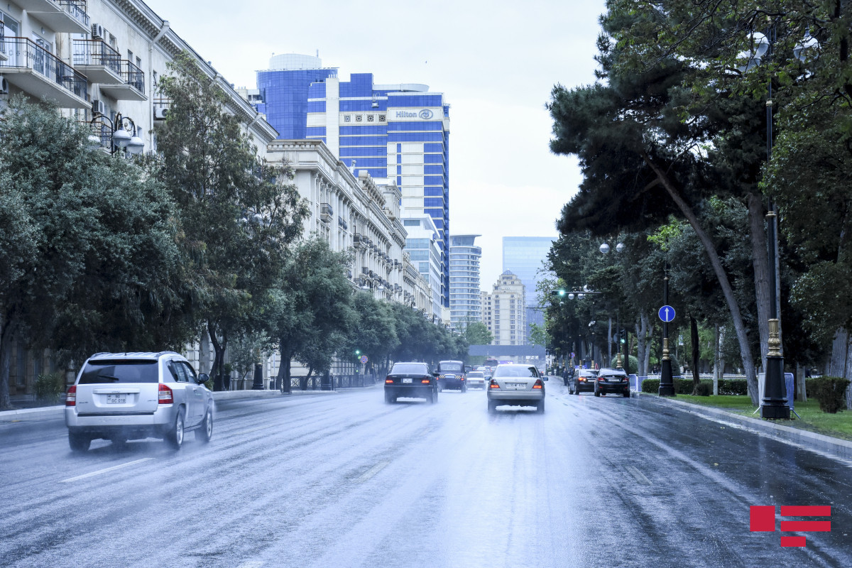 В Баку температура опустилась ниже климатической нормы-ФАКТИЧЕСКАЯ ПОГОДА 