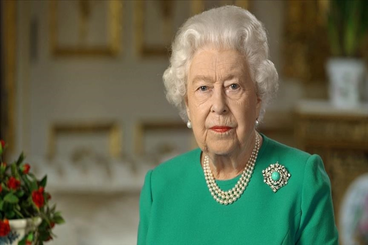 Böyük Britaniya kraliçası II Elizabet