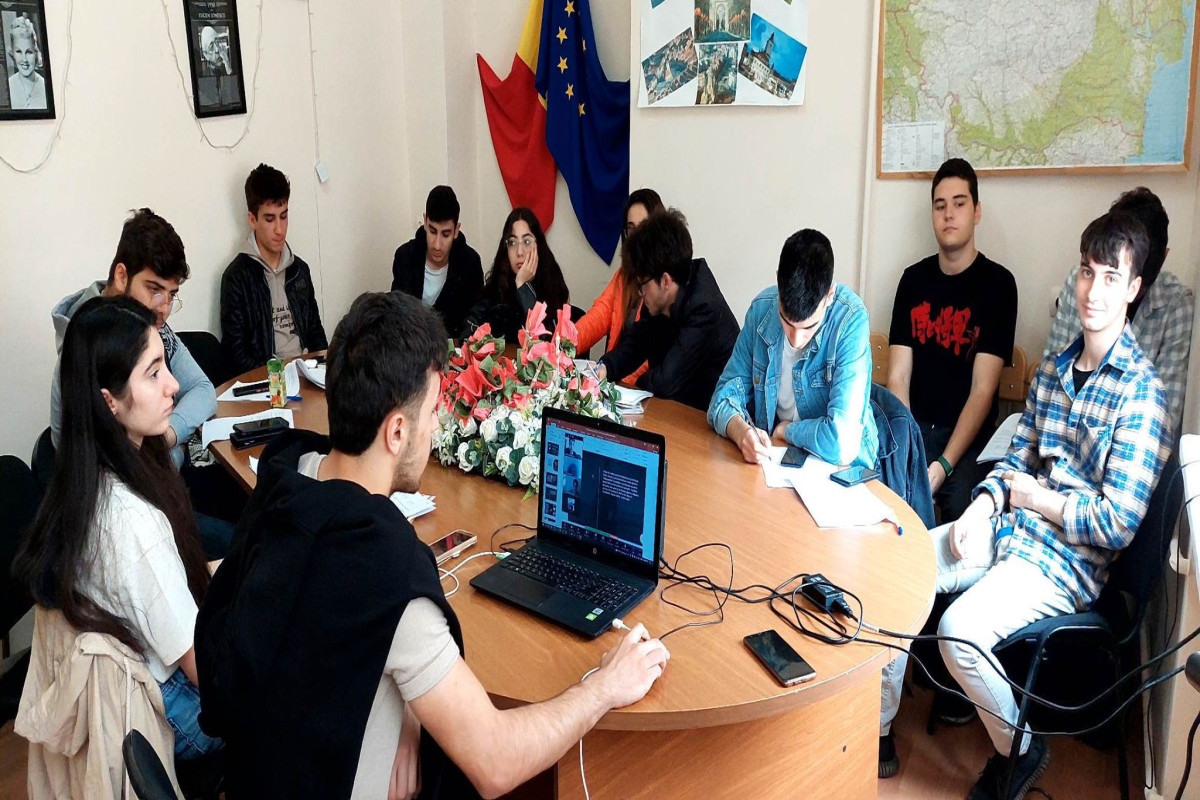 Romanian Language and Culture Center within AUL organized an International colloquium