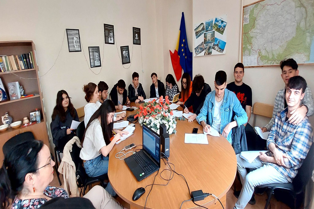 Romanian Language and Culture Center within AUL organized an International colloquium