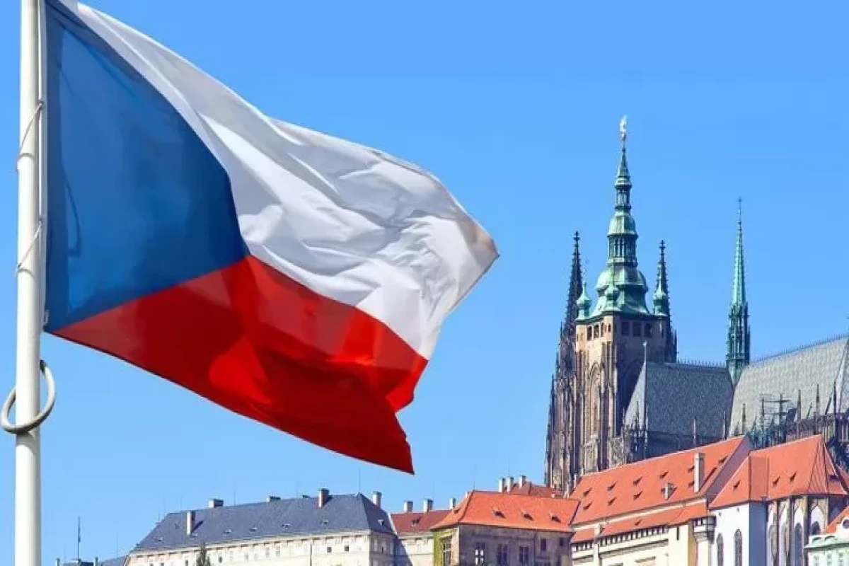 Czech Senate recognizes Russian actions in Ukraine as genocide