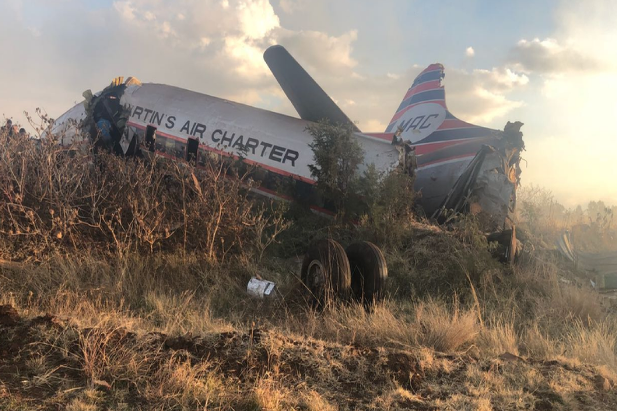 В Камеруне разбился самолет с 11 пассажирами на борту