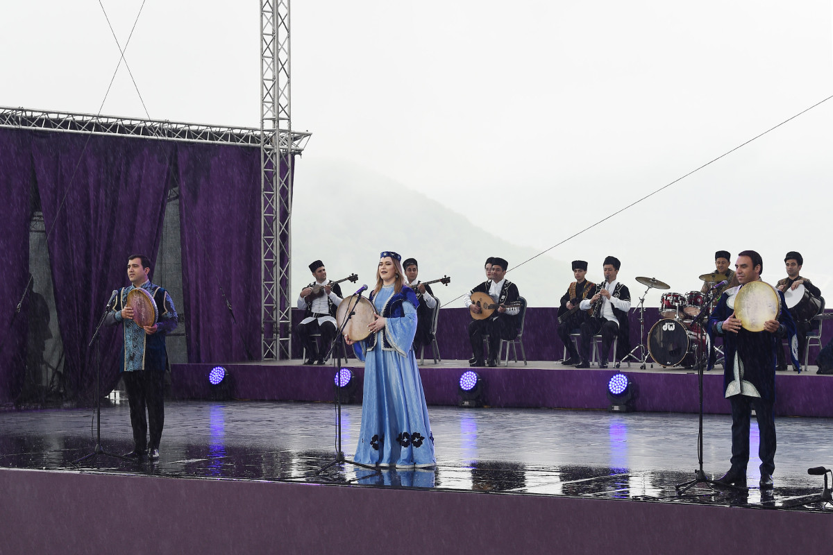 V Международный фольклорный фестиваль «Харыбюльбюль» в Шуше