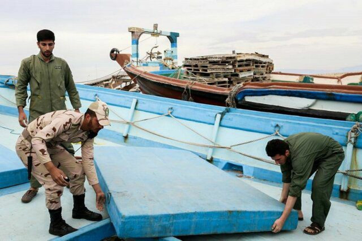Иран задержал два судна в Персидском заливе