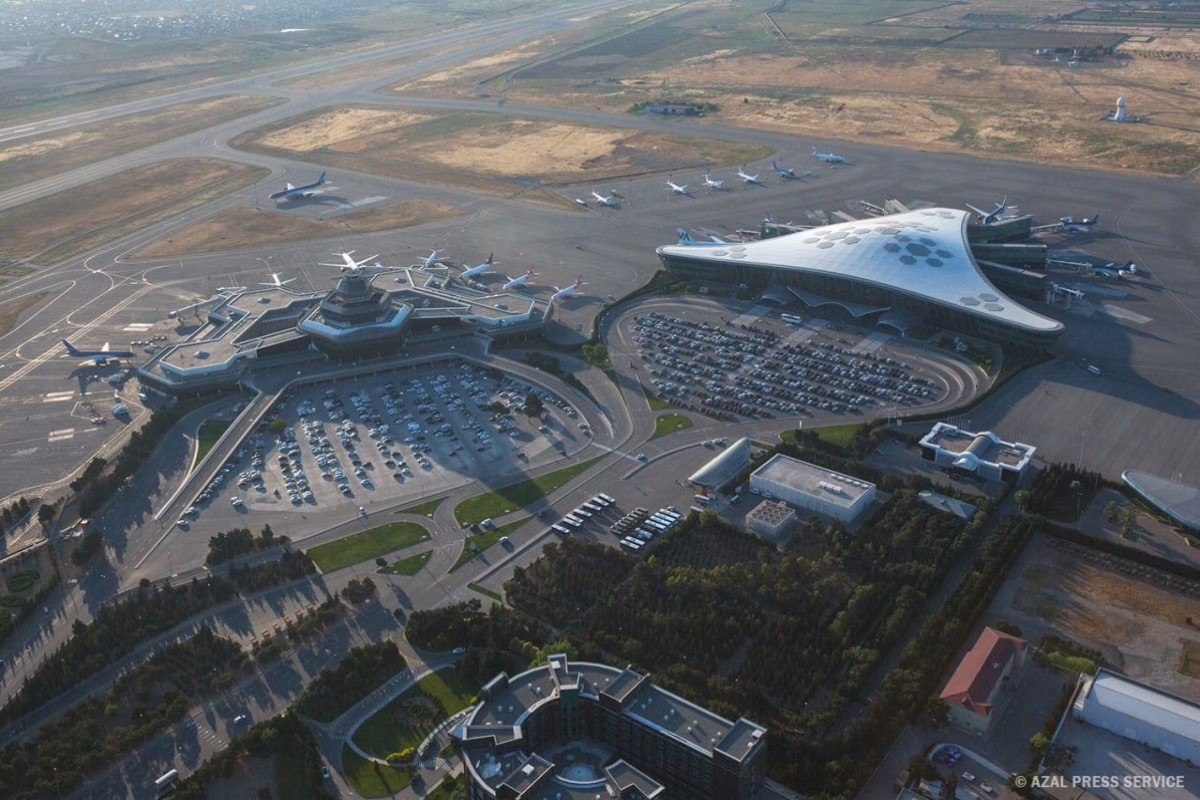 Passenger traffic at Azerbaijani airports has reached almost a million people