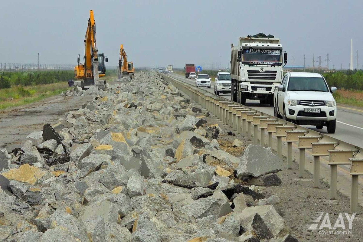 Работы по строительству и реконструкции дороги Баку-Губа-госграница с РФ идут ускоренными темпами-ВИДЕО 