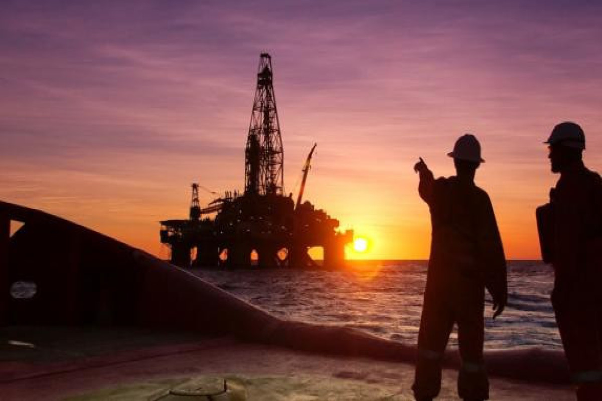 Azerbaijan's daily oil output in April disclosed