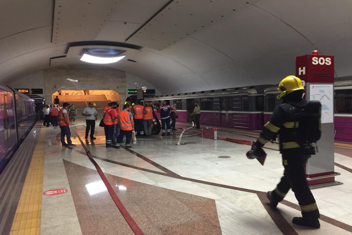 FHN metronun “8 Noyabr” stansiyasında yanğın-taktiki təlim keçirib