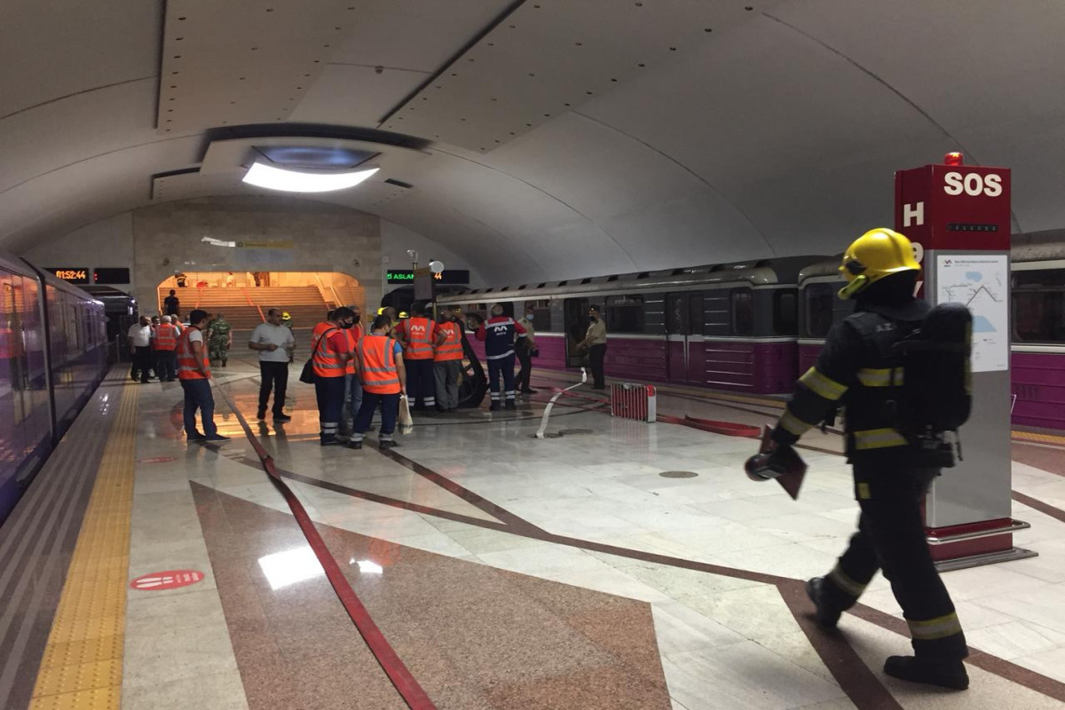 МЧС провело пожарно-тактические учения на станции метро «8 Ноября»