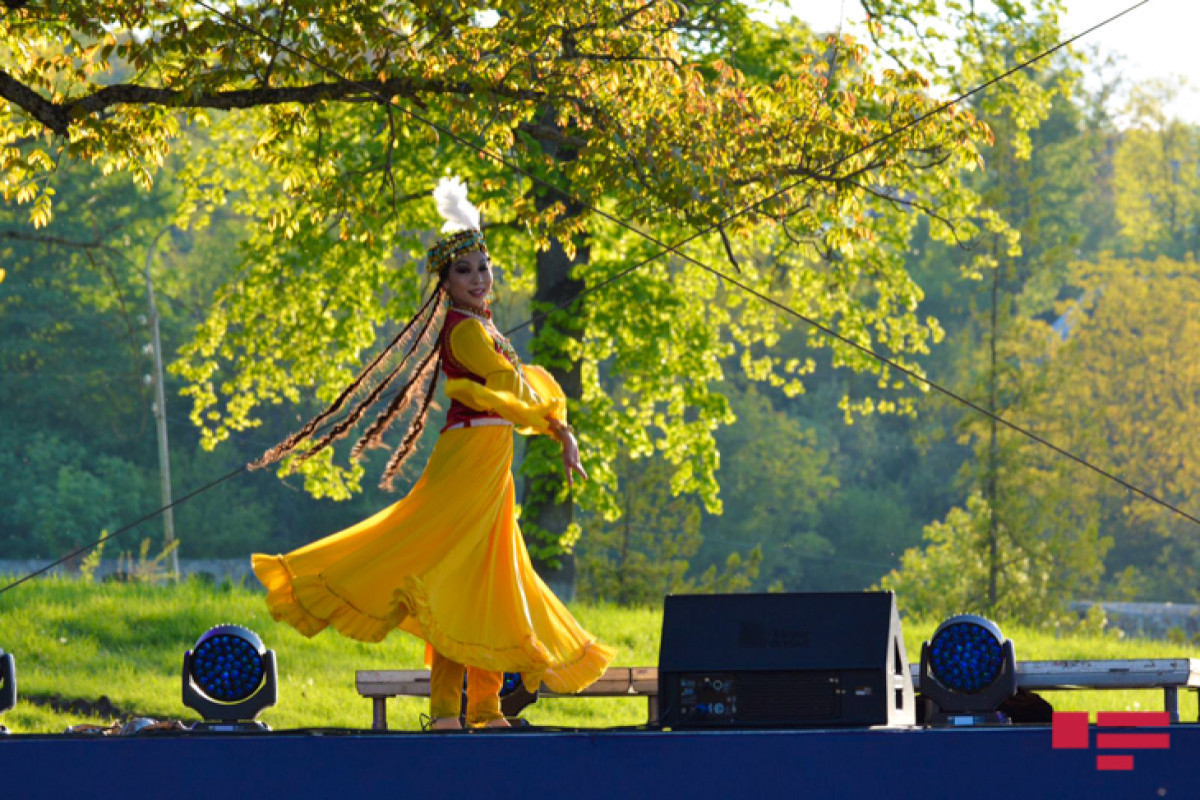 Международный фольклорный фестиваль «Харыбюльбюль» в Шуше