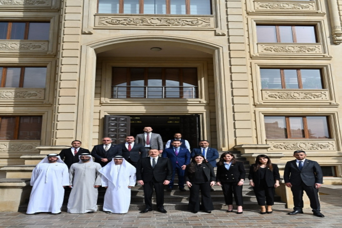 Президент Ильхам Алиев посетил посольство ОАЭ