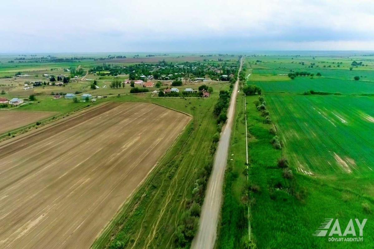 Beyləqanda 36 km-lik avtomobil yolu yenidən qurulur - FOTO 