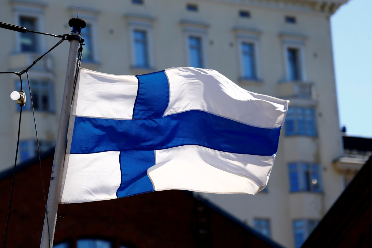 Rusiya finlandiyalı diplomatları ölkədən çıxarır