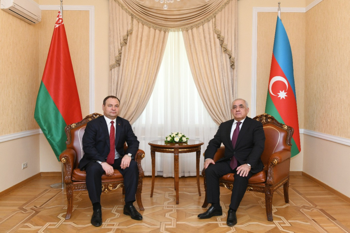 Azerbaijani PM meets with Belarus counterpart