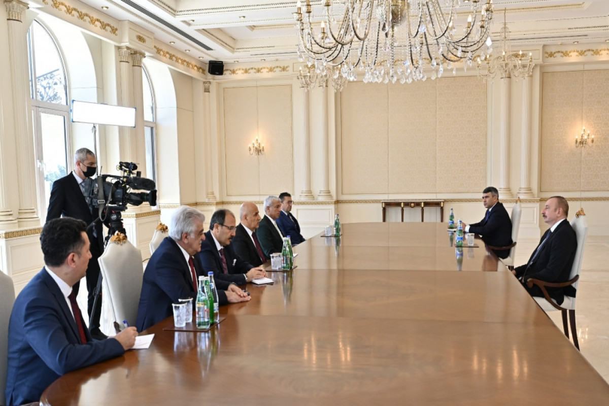 President Ilham Aliyev receives Turkish Minister of Agriculture and Forestry