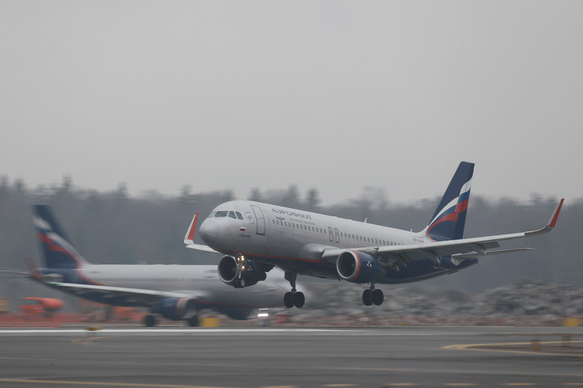 UK imposes sanctions on major Russian airlines, including Aeroflot - Foreign Office