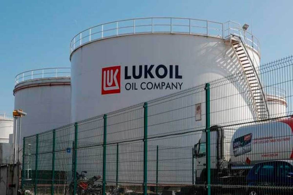 Lukoil to acquire 100% of Shell Oil - company