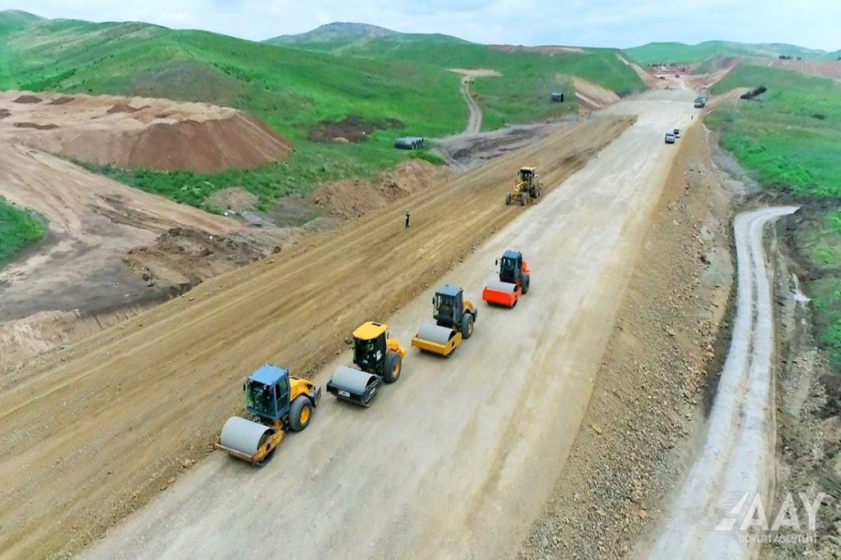 Füzuli-Ağdam yolunun inşası davam edir - FOTO 